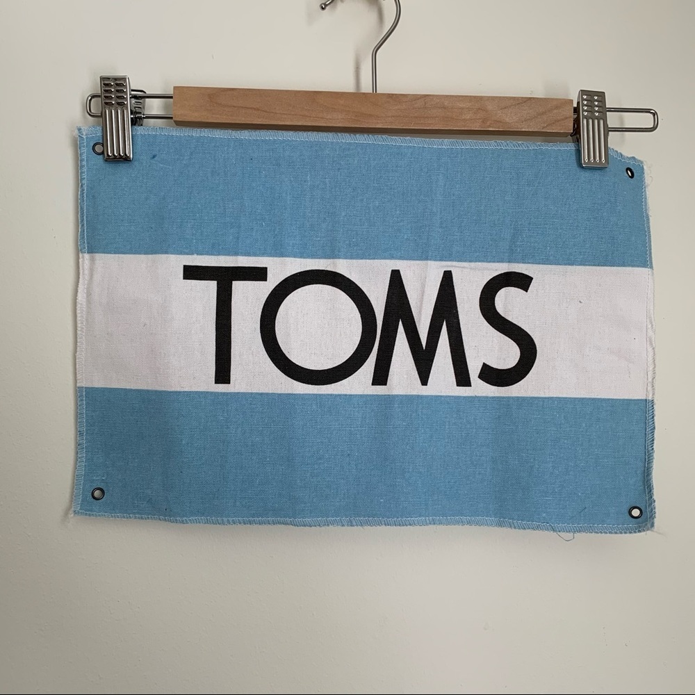 Tom’s Shoes Flag
